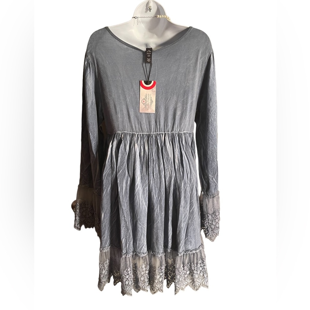 S/M. NWT. DRESS/TUNIC by Sacred Threads. BL/RD7 220286 - Picture 3 of 5
